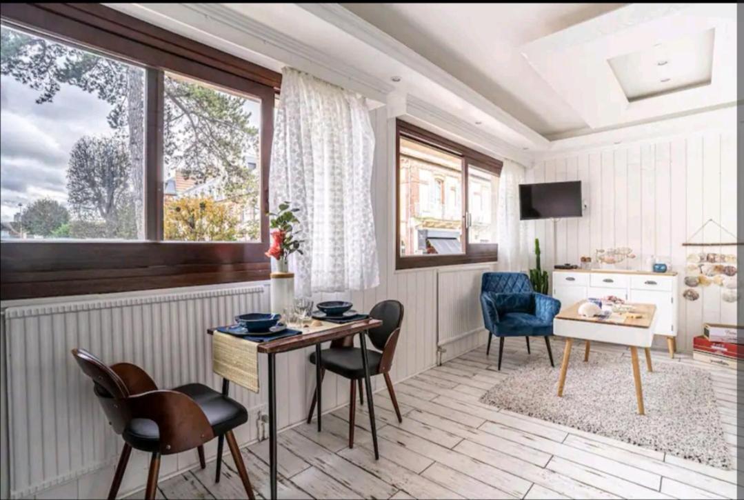 Deauville : Magnifique Studio En Face Du Casino ! Eksteriør bilde